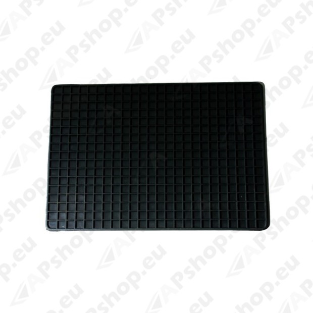 Universal floor mats